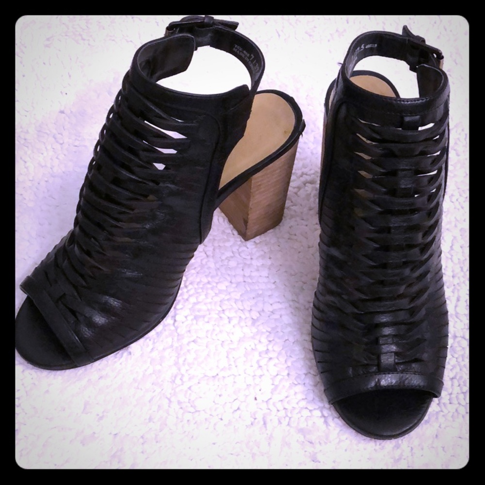 Torrey Dress sandal with block heel, size 7, black